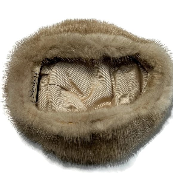 Womens Fur Pillbox Hat Ferriss Fur Service Pensacola FL Approx 6.5" DIA - Picture 3 of 4